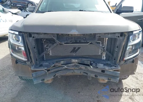 2016 Chevrolet Tahoe Ls z USA, uszkodzony, nr VIN 1GNSCAKC6GR327948